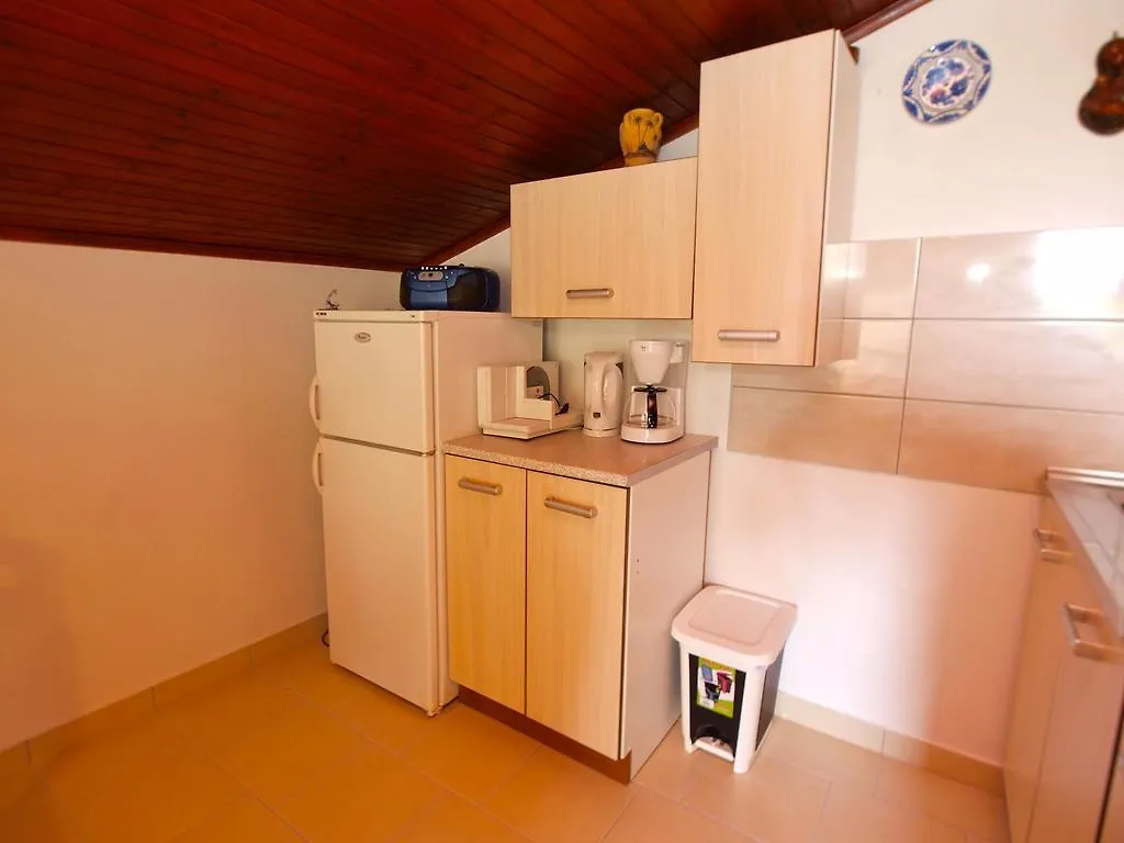 Apartments Milica 1391 Banjole