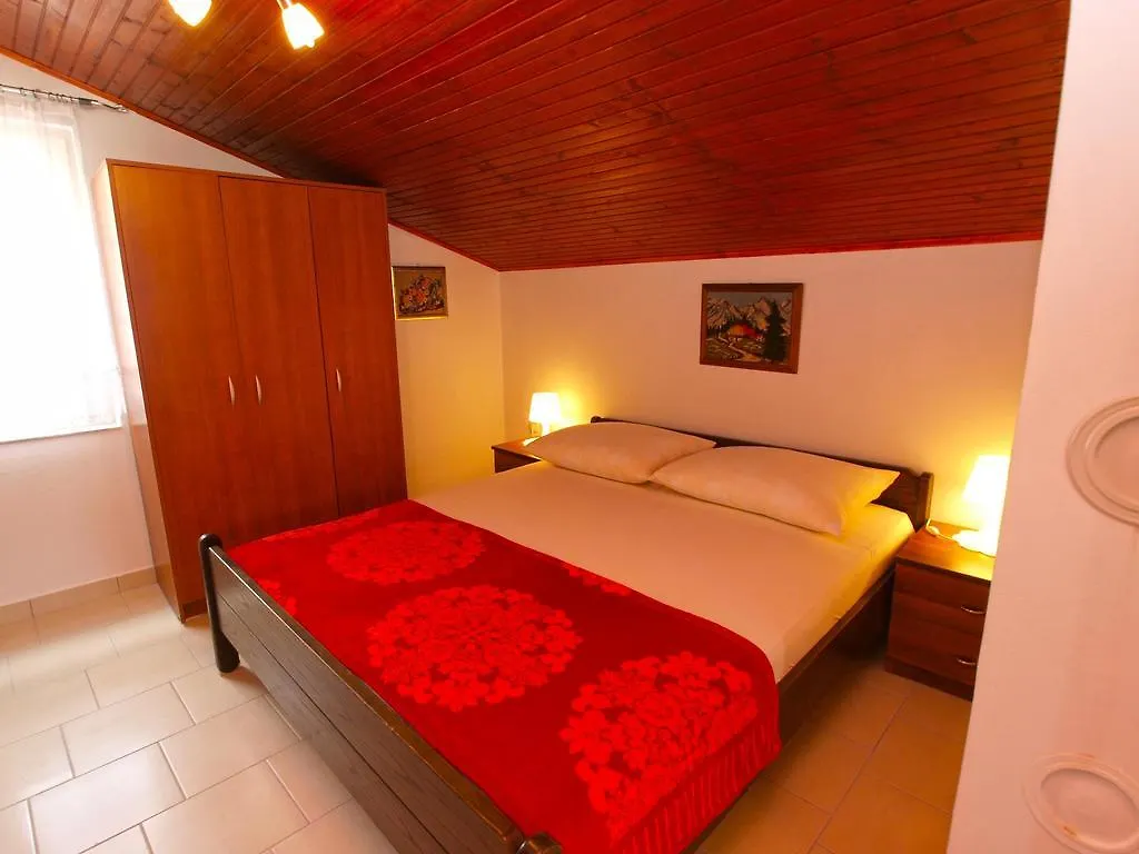 Apartments Milica 1391 Banjole