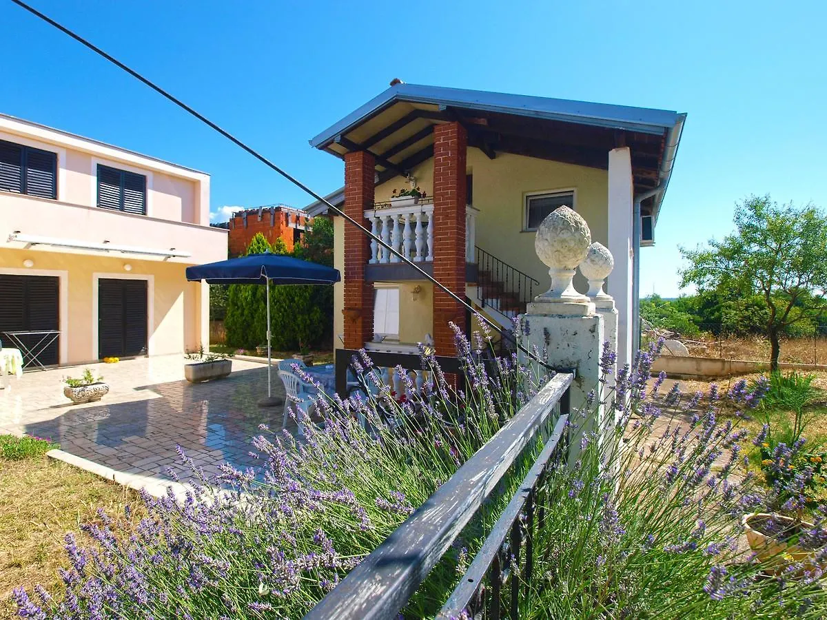 Apartments Milica 1391 Banjole