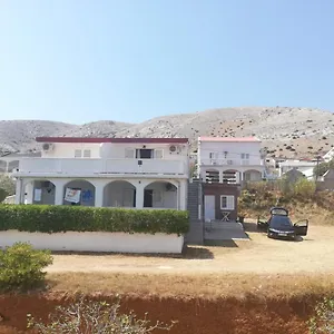 Volarić Pag , Pag Town Croazia